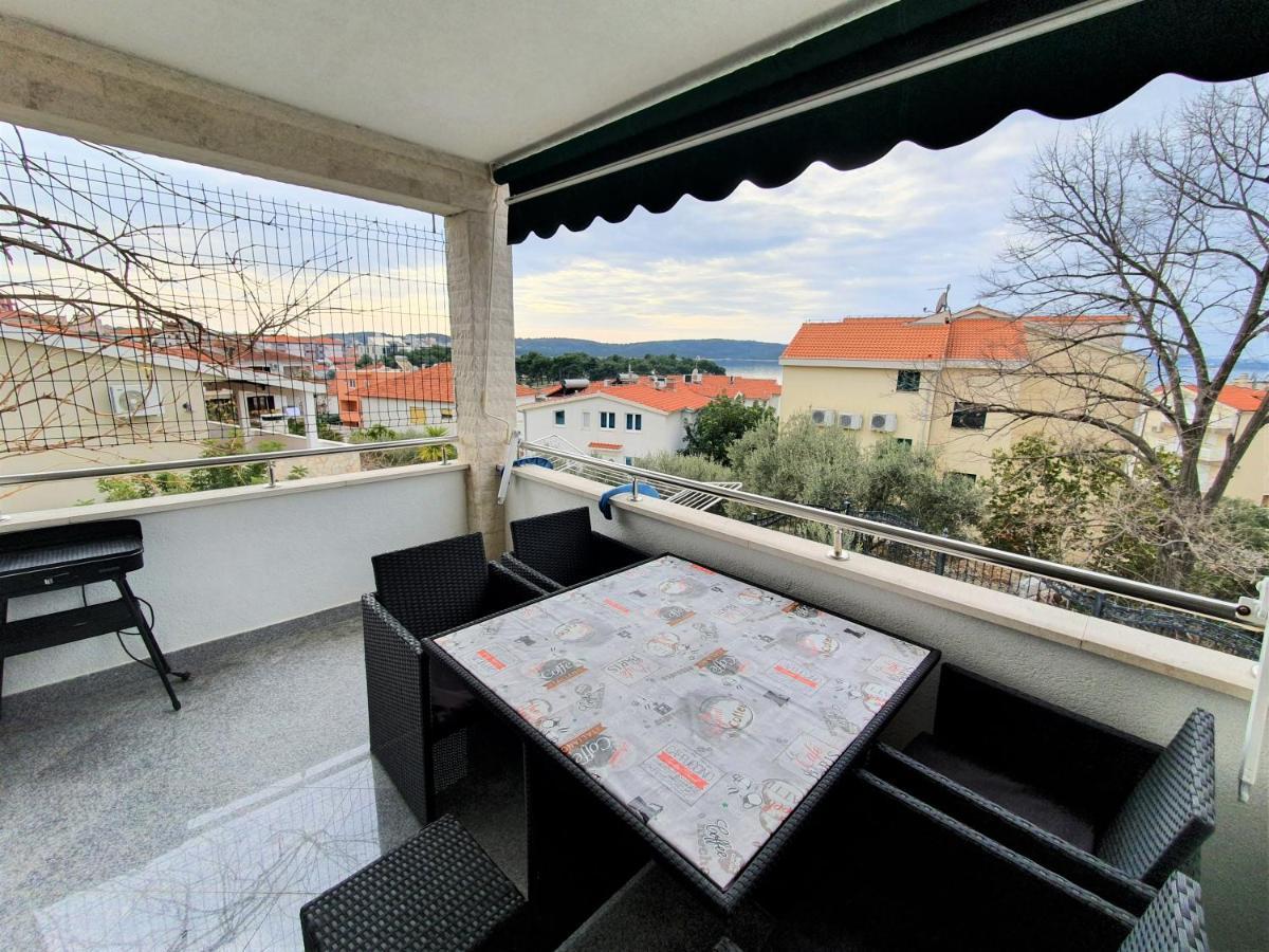 Villa Mira Трогир Экстерьер фото