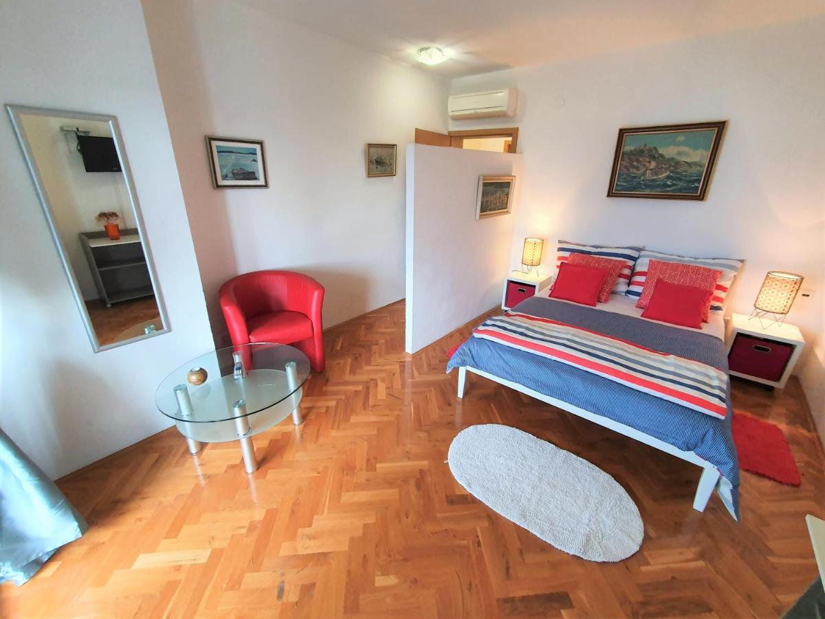 Villa Mira Трогир Экстерьер фото