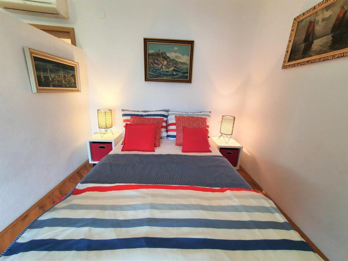 Villa Mira Трогир Экстерьер фото