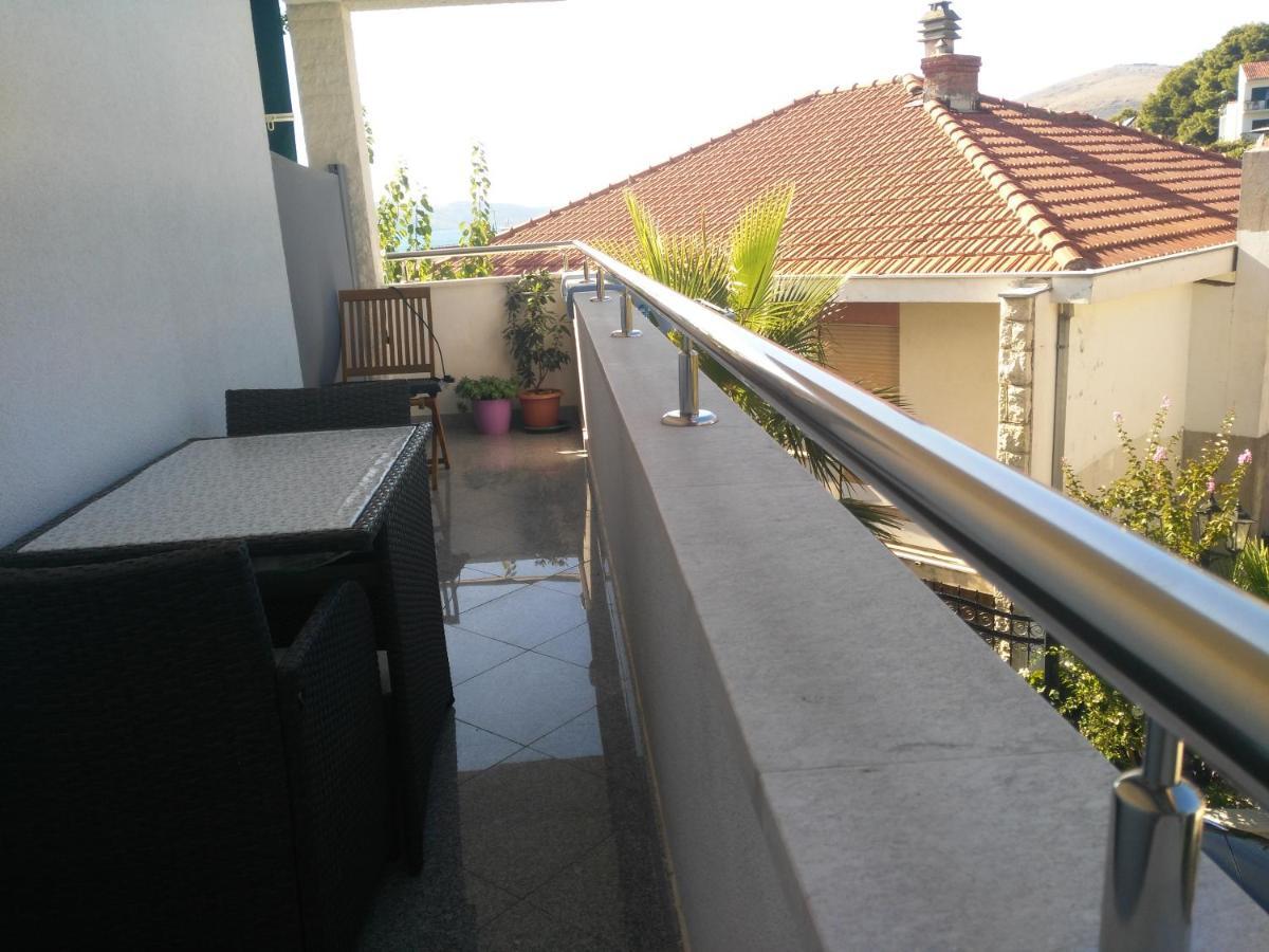 Villa Mira Трогир Экстерьер фото